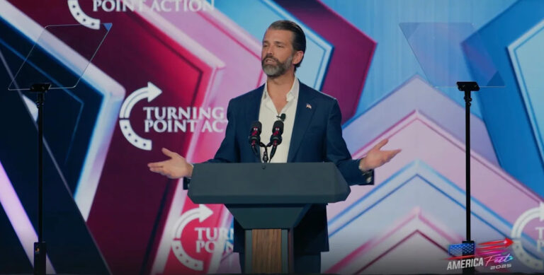 «Это больше не Республиканская партия!» — заявил Дон-младший, заявив, что Трамп возглавляет «Америку прежде всего» и партию MAGA.