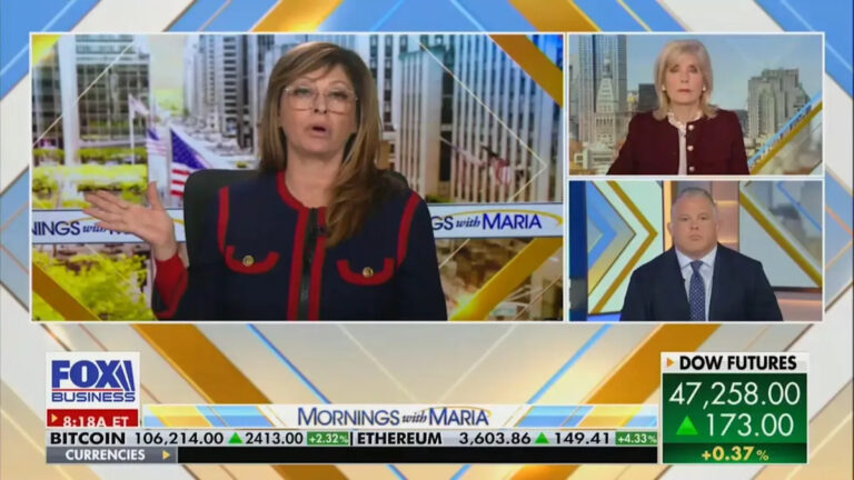 «Мы не знаем, что они были неправы»: Мария Бартиромо из Fox защищает помилование Трампа, вновь используя украденный заговор