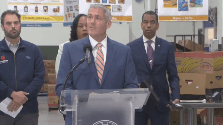 «Позорно»: чиновники округа Монро и города говорят о задержке SNAP