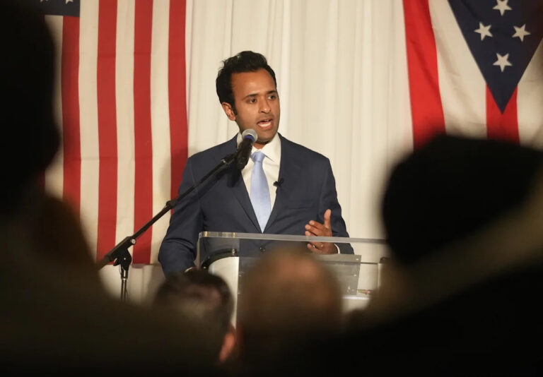 Круглый год в школе в Огайо? Вивек Рамасвами выкладывает идею в видео