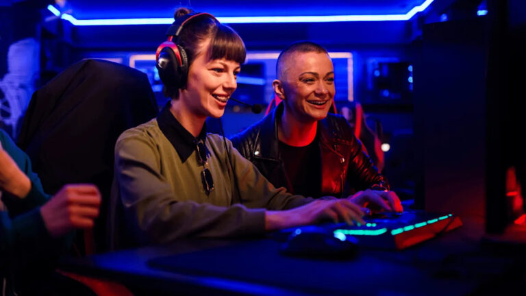 Женщины-геймеры бойкотируют международный киберспортивный турнир из-за запрета транса