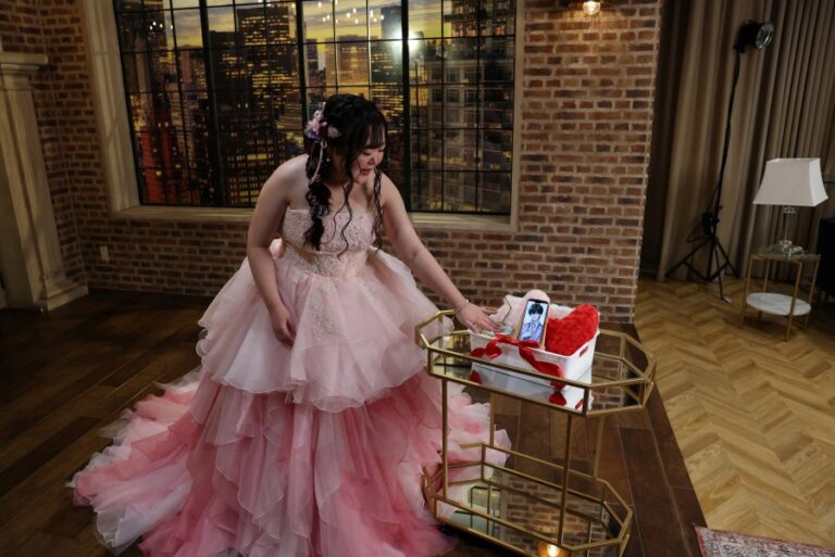 Женщина вышла замуж за вдохновленного видеоиграми «человека»