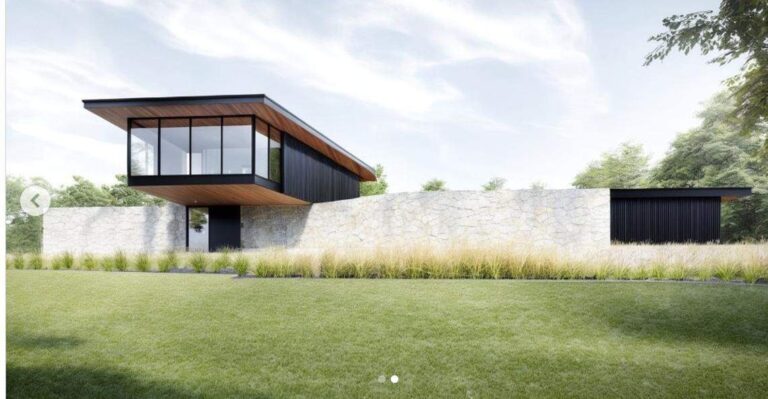 Почему большие грязи на Уорд Паркуэй? Особняк стоимостью 7 миллионов долларов прибывает на легендарную лот KC