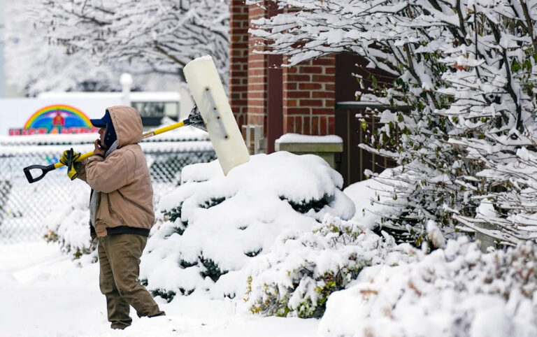 Зимнее штормовое предупреждение для некоторых районов Мичигана.