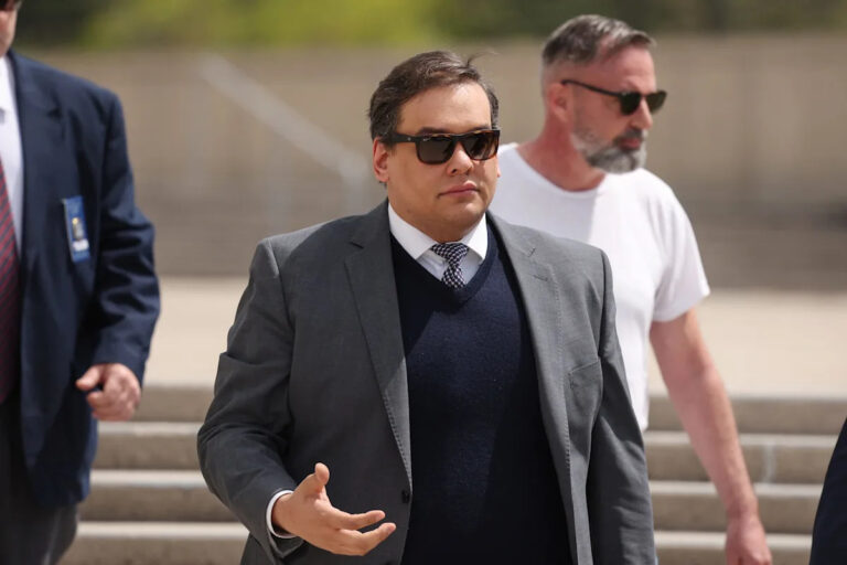 Где сейчас Джордж Сантос? В тюрьме Южного Джерси.