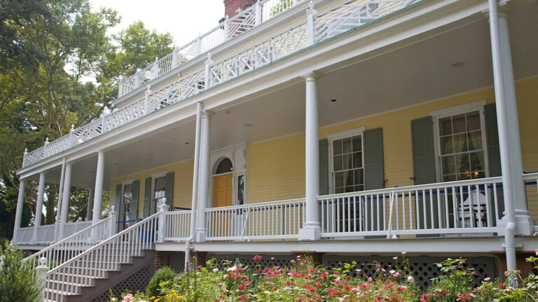 Где живет мэр Нью-Йорка? Все, что нужно знать о особняке Грейси