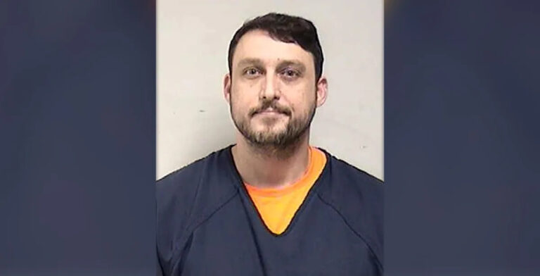 Висконсинец угрожает федеральным агентам в видео TikTok, арестован: Прокуроры