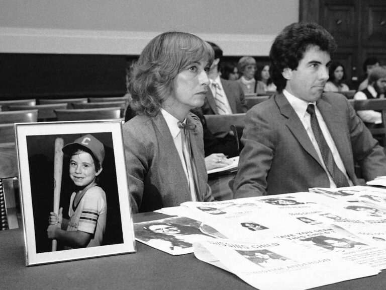 Кто убил Адама Уолша? в деле о обезглавливании, которое вдохновило отца принять «Самого разыскиваемого в Америке»