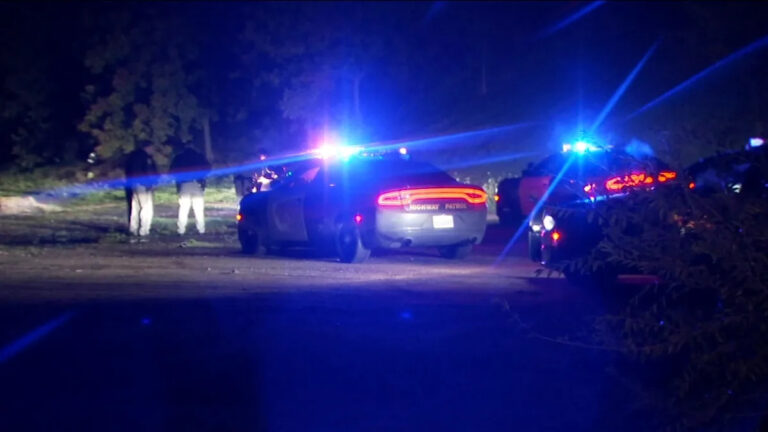 Женщина найдена мертвой в Hwy 180