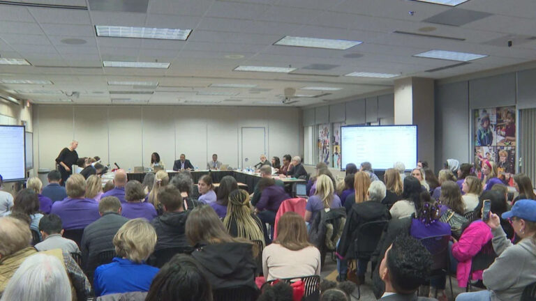 «Пожалуйста, не закрывайте нашу школу», — говорится в заявлении FCPS.