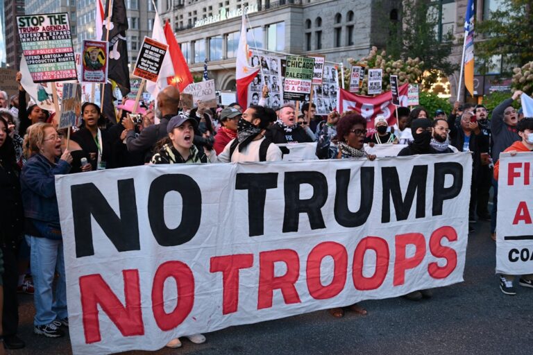 Видео Белого дома о «хаосе» действительно из красного штата