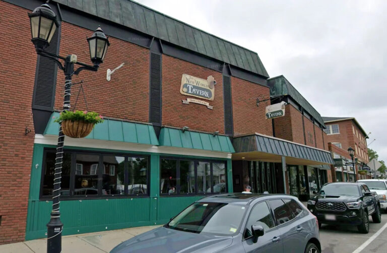 «Какой позор»: любимая таверна закрывается после 14 лет работы в качестве основного продукта South Shore