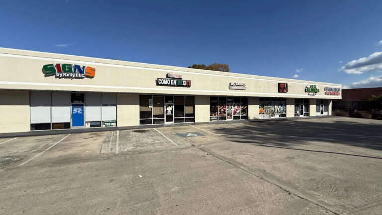 «Закрыто до дальнейшего уведомления»: Как вы можете помочь латиноамериканским компаниям Шарлотты?