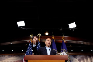 Почему новый лозунг Хакима Джеффриса для Демократической партии так неэффективен