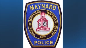 Вустер арестован по обвинению в воровстве и мошенничестве после серии краж в Мейнарде