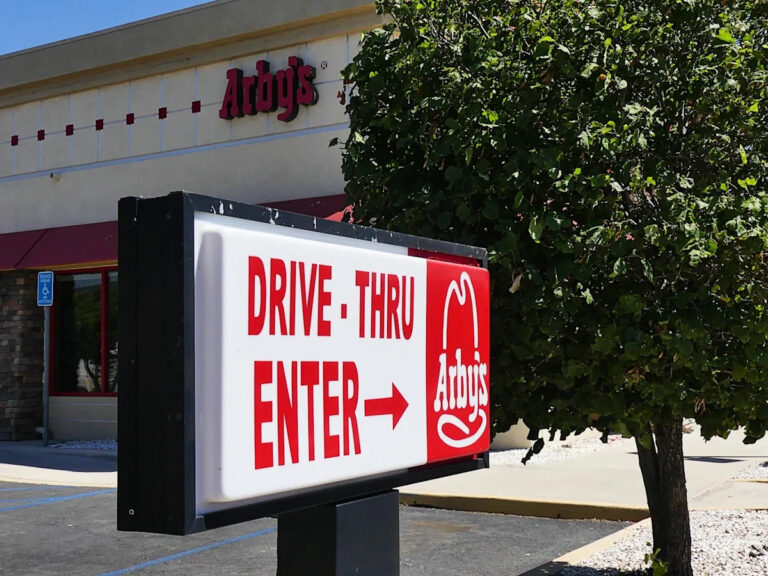 Почему Арби закрыл несколько мест в Высокой пустыне?