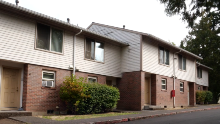 «Борьба за аренду»: округ Вашингтон открывает новый список официантов жилья с низким доходом