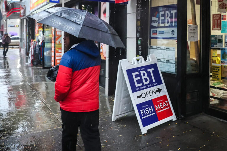 Баланс ноль: получатели SNAP остаются без еды после того, как льготы не придут