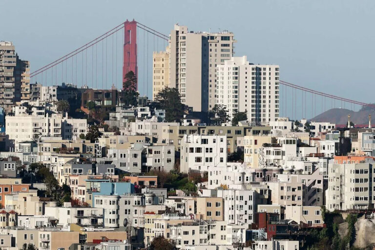 Спринклерный шок: Владельцы высотных квартир S.F. ошеломлены мандатом в 300 тысяч долларов