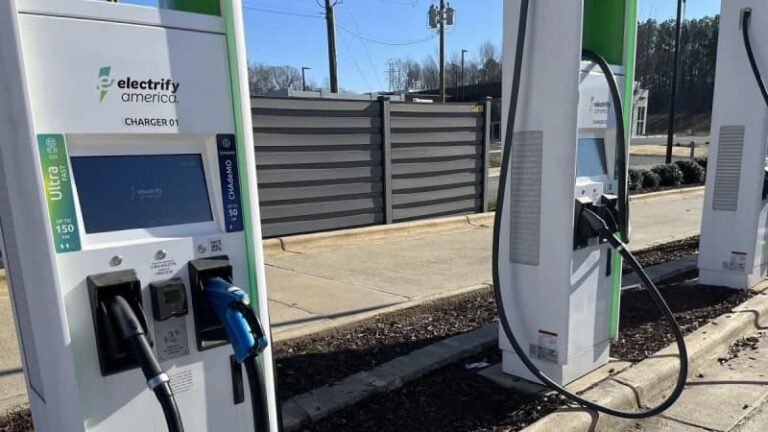 WA-индустрия и местные правительственные организации вновь заявляют о проблемах с внедрением электромобилей