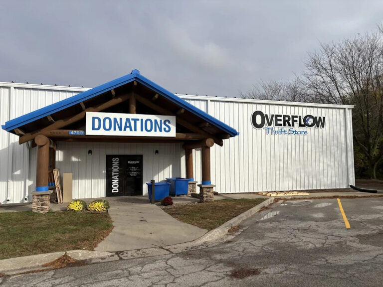 Третий магазин Overflow Thrift Ames скоро откроется в бывшем здании JAX.
