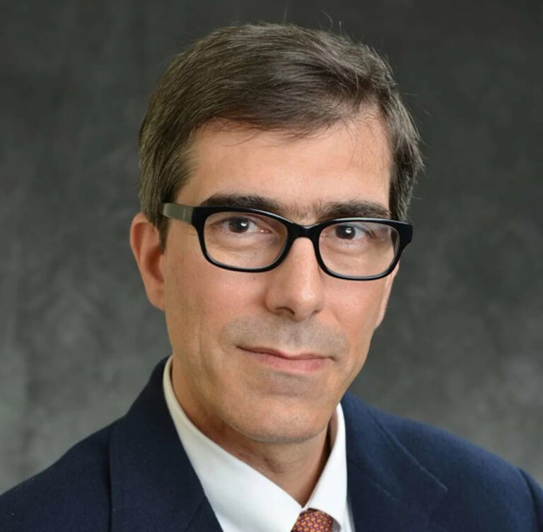 Министерство юстиции уволило иммиграционного судью КТ на фоне отставания в 41 567 делах