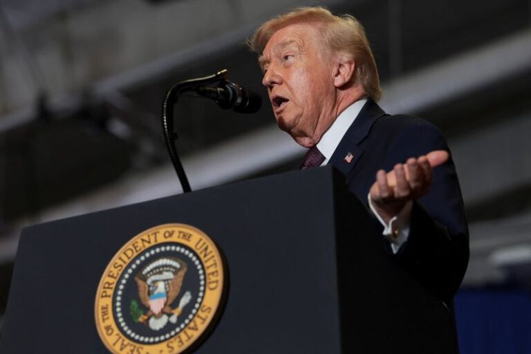 Трамп вступает в год выборов с большими победами и большими политическими встречными ветрами