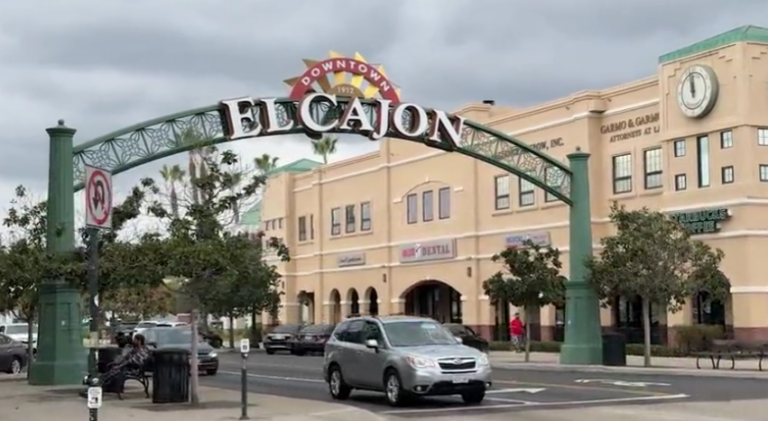 Компания El Cajon признала себя виновной в найме нелегальных работников