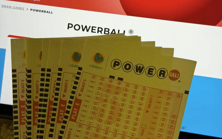 Одиночный билет выиграл джекпот Powerball в канун Рождества в размере 1,817 млрд долларов