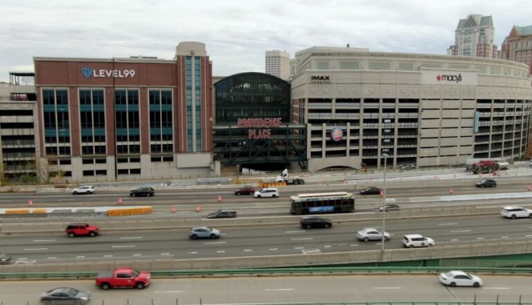 Торговый центр Providence Place поступит в продажу в сентябре