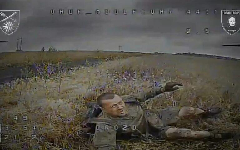 Российские войска отправлены на бойню без шлемов и доспехов