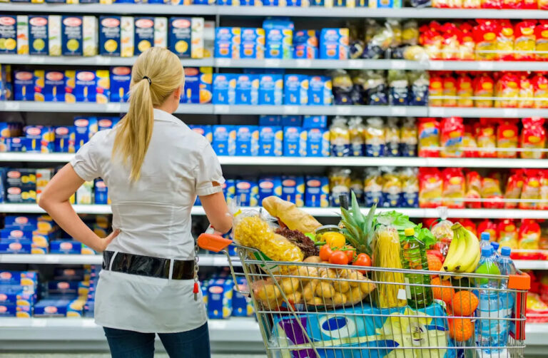 США столкнулись с самым большим ежемесячным ростом цен на продукты питания с 2022 года — вот что приводит к росту стоимости продуктов питания