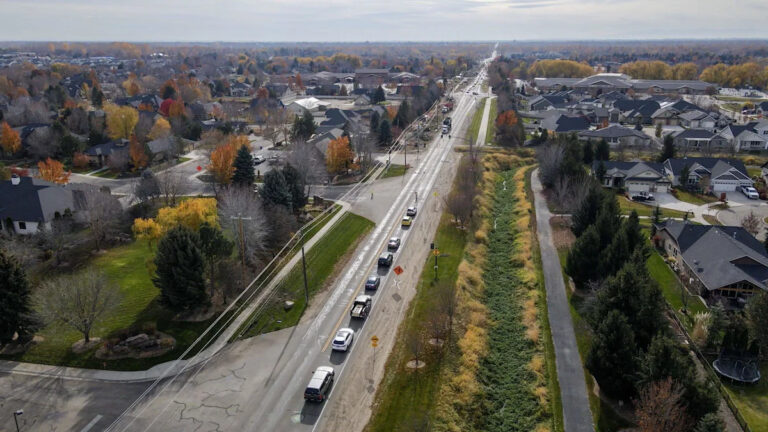 Большая дорога север-юг возле Бойса расширяется. Это повлияет на вашу поездку?