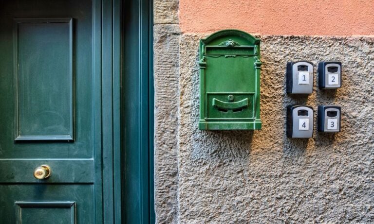 Милан запретит самопроверку ключевых ящиков для краткосрочной аренды, начиная с 2026 года