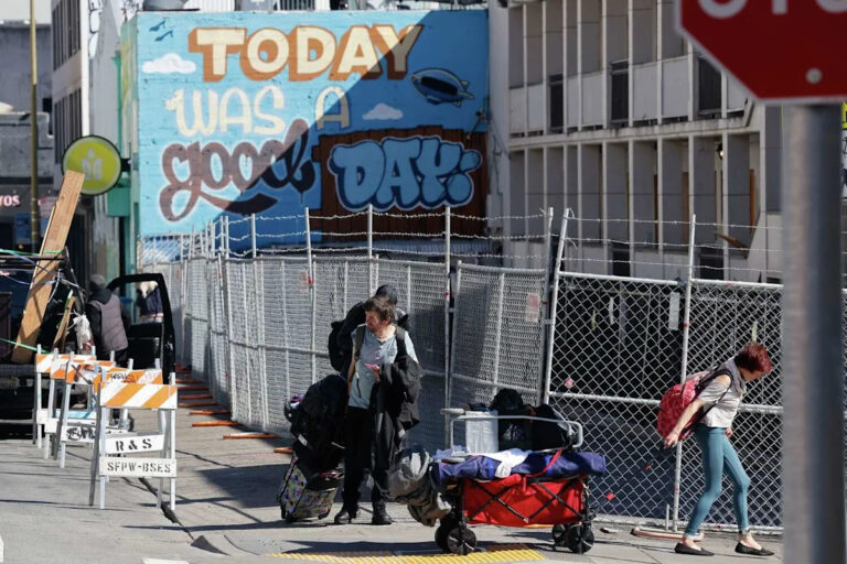 Этот разбитый мотель регулярно вызывал 911, но сейчас идет оживление?