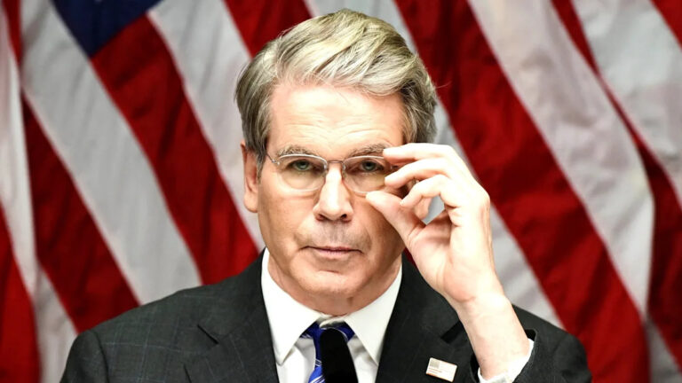 Казначейство Трампа наносит удар по старой традиции