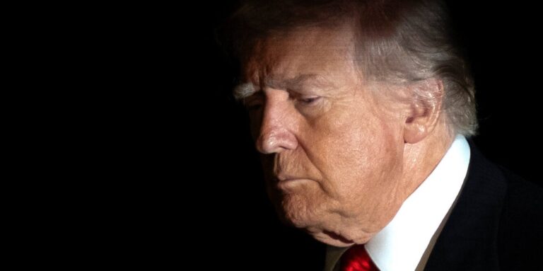 «Зима наступает для Дональда Трампа»: гость MS NOW предупреждает, что MAGA рушится