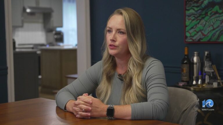 Все больше клиентов утверждают, что местный подрядчик взял их деньги и убежал.