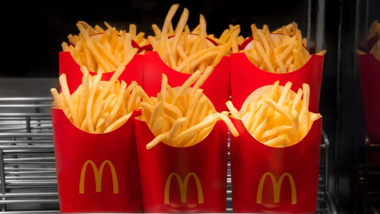 Гигантский поставщик картофеля, стоящий за большинством жареных продуктов быстрого питания (включая McDonald’s и Burger King)