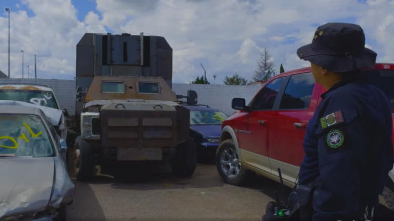 Захваченный картелем «монстр» грузовик имел приставки, пулемет 50-го калибра