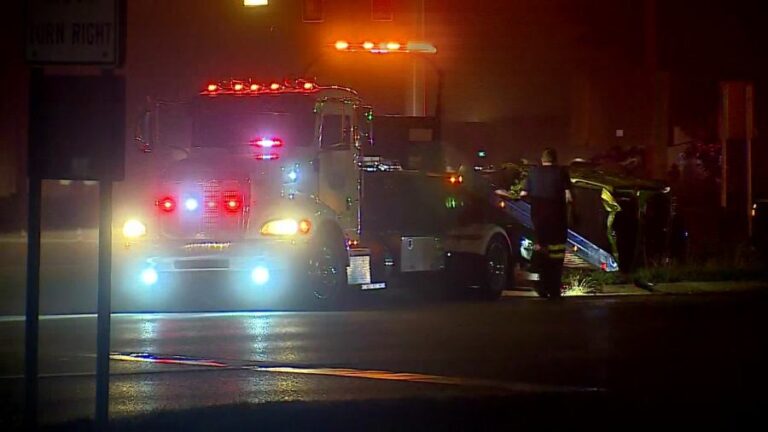 Офис шерифа: женщина погибла в авиакатастрофе US-31, трое пострадали в близлежащих авариях