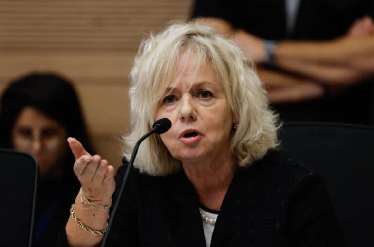 Высокий суд аннулирует отставку правительства генерального прокурора Бахарав-Миара, чтобы остаться