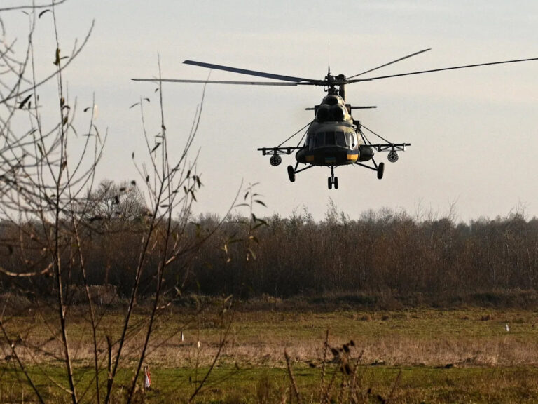 Украинские силы специального назначения говорят, что они только что забили поле боя первыми: выбили российский вертолет с беспилотником «глубокого удара»