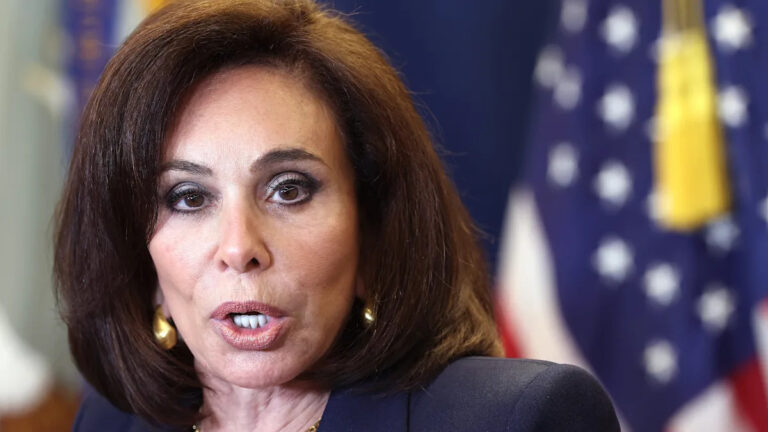 Жанин Пирро раскрыла текст с клеветой Fox Host