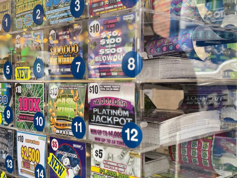 1-й лотерейный приз в размере 1 млн долларов, заявленный в Mass. из этой игры в лотерею за 5 долларов