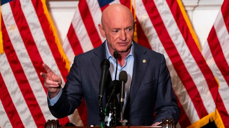 Республиканская партия Сената становится неловкой, поскольку расследование Келли в Пентагоне обостряется