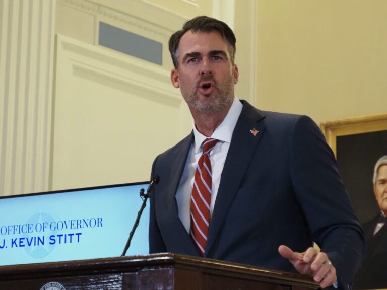 Губернатор призвал Совет по этике Оклахомы принять меры по вопросам системы отчетности о выборах