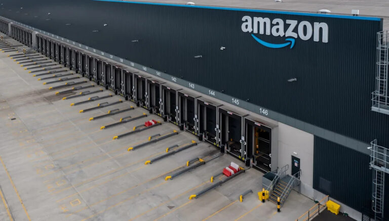 Бывший водитель Amazon вызвал возмущение шокирующими историями о рабочем дне: «Я никогда не чувствовал такой боли»