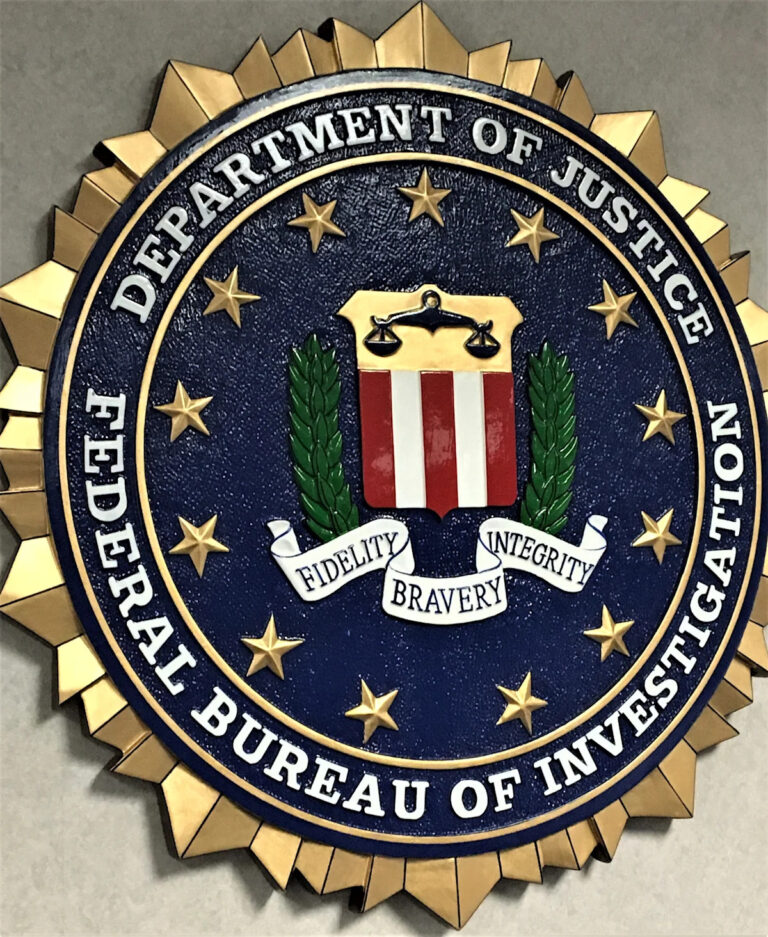 Энтони, мужчина из NM, приговоренный к тюремному заключению, продал метамфетамин из имущества родителей