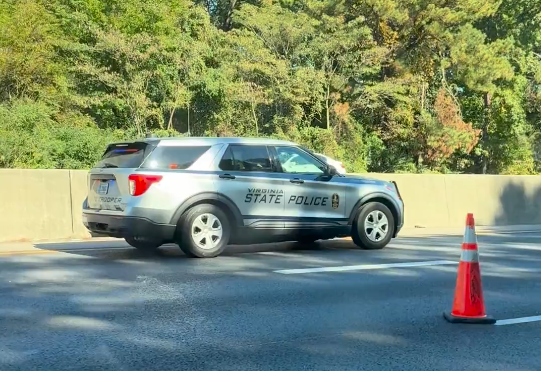 VSP: Человек нанес смертельный удар по I-264 в Норфолке, спасаясь от преследования ICE